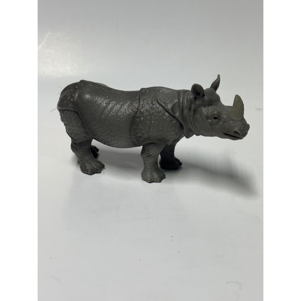 Schleich Indian Rhinoceros 2000 Retired Wildlife Animal Figure 14194 Gray